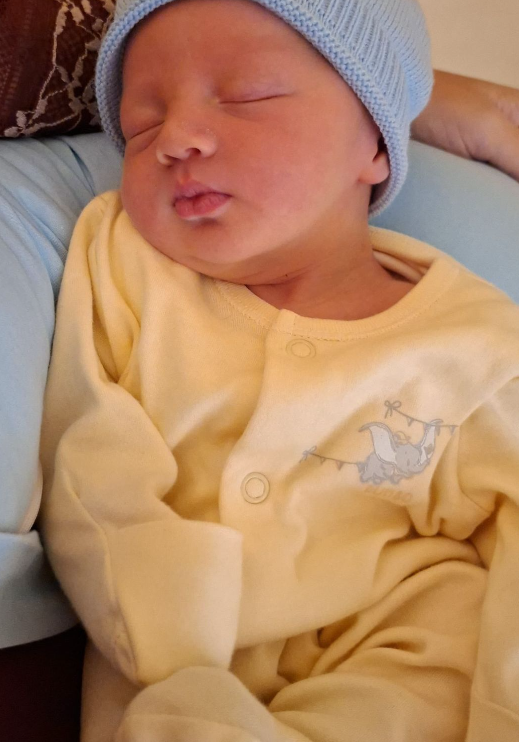 Henri no primeiro mês 5